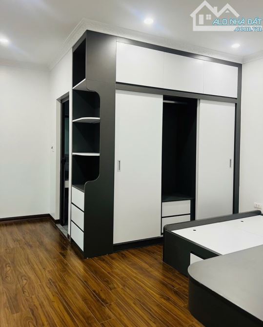 NHÀ ĐẸP LÔ GÓC, 6 TẦNG -THANG MÁY ! Ô TÔ ĐỖ CỬA_ 54M2- 15,7 TỶ_ CỔ NHUẾ 2- BẮC TỪ LIÊM ! - 5
