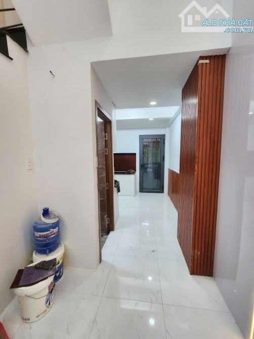 NHÀ SỬA TÂM HUYẾT ĐỂ Ở - BÁN ĐI RẤT TIẾC -  HXH QUAY ĐẦU - THÔNG RA ĐƯỜNG 3/2, Q10 - 43 M2 - 5