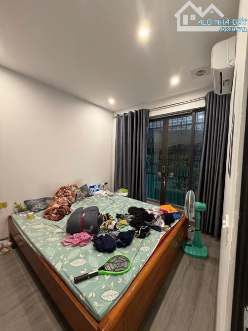 Bán nhà Đông Ngạc 40m2 3 tầng dân xây, full nội thất ở luôn giá 4,5 tỷ - 5