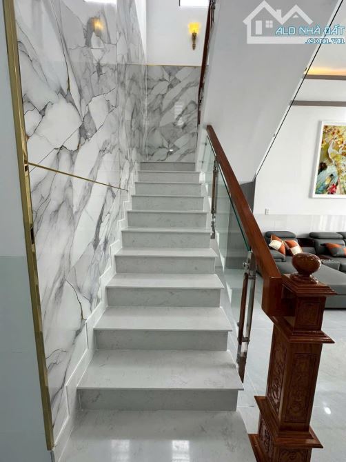 Bán nhà lầu 5 x 30 trường chinh hiệp ninh chỉ có 3 tỷ 060 - 6