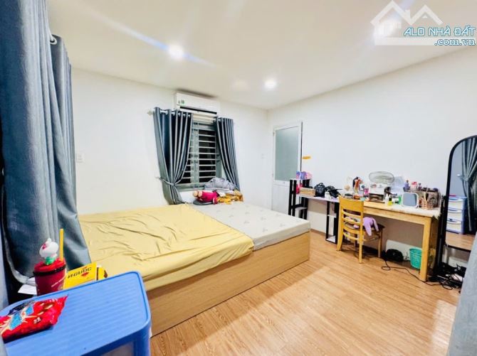 Nhà 2 tầng_hẻm rộng 3m _P.TML, Quận 2, Dt:79m2_ ngang 5,4m nở hậu 6m, chỉ 6,1 tỷ - 6