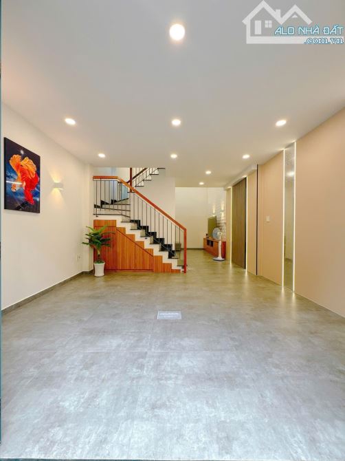 NHÀ ĐẸP 4 TẦNG FULL NỘI THẤT - 43m2 (4.5 × 10)  GẦN EMART - 6.88 TỶ - 6