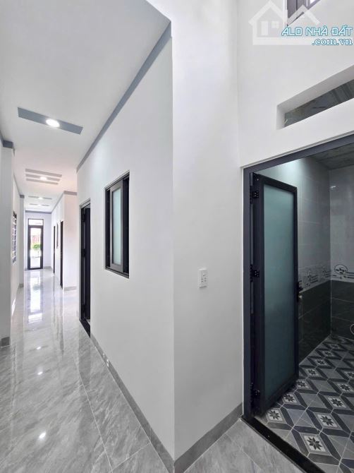 BÁN NHÀ HIỆN ĐẠI SỔ RIÊNG THỔ CƯ 100% P. HỐ NAI. ĐƯỜNG NGUYỄN ÁI QUỐC VÀO 200M - 6
