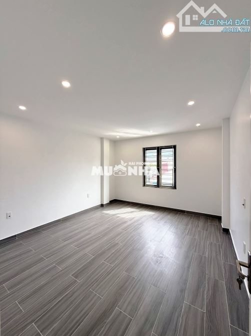 Bán Nhà 4 tầng tại Nguyễn Văn Linh .Lê Chân Giá 7ty500 - 7