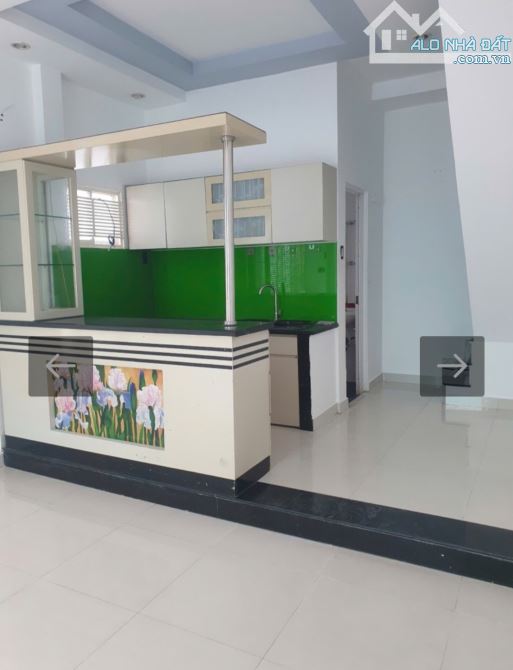 Nhà Nguyễn Văn Săng_ Tân Phú. DT 34m2. 2 tầng. 4.1m x 8m. Giá 4.8 tỷ - 7