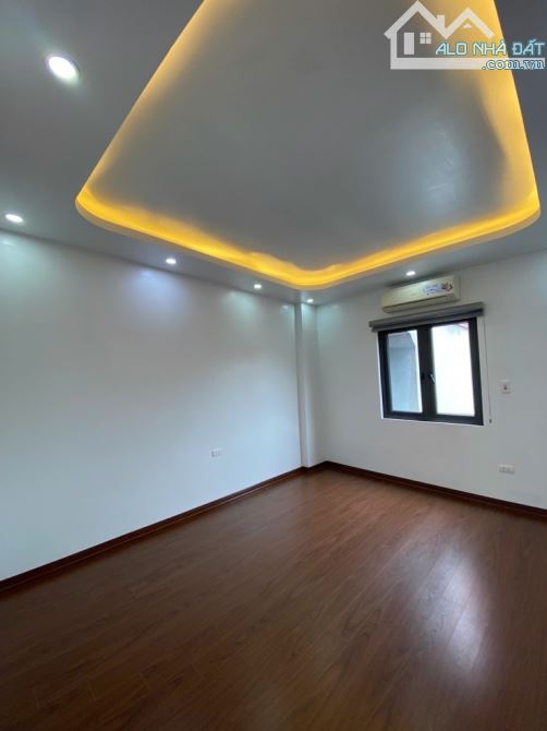 Hiếm - Nhà Mới , 5 Tầng . Thang Máy . Ở Khu Phân Lô Tăng Thiết Giáp - 7