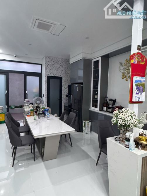 Bán nhà 1 trệt 2 lầu 100m2 khu Ocean Dunes, đối diện Công Viên Thể Thao - 7