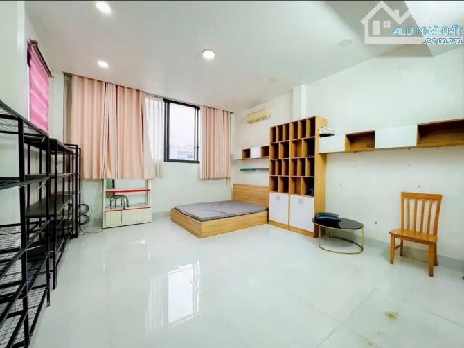Bán nhà hẻm xe hơi đường Lê Thị Chợ, quận 7, Dt 5 x12m, 3 lầu, ST. Giá 9,5 tỷ - 7