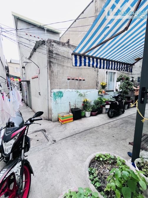 BẤN GẤP NHÀ ĐẸP 4 TẦNG BÙI MINH TRỰC-2 MẶT TIỀN HẺM-DT: 100M2-NHỈNH 8 TỶ - 7