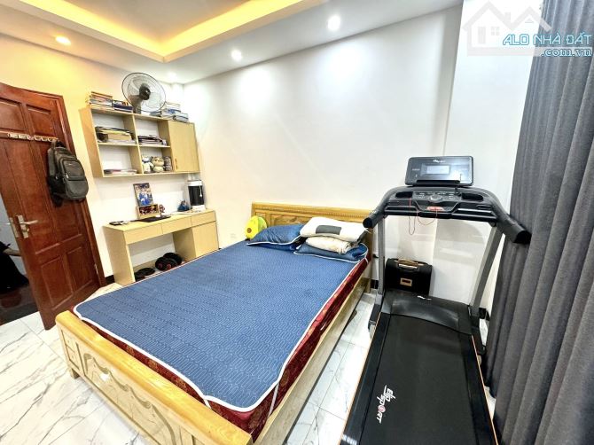 NHÀ CHỦ XÂY TÂM HUYẾT ĐẸP NGÔ QUYỀN HÀ ĐÔNG PHÂN LÔ NGÕ RỘNG 31M2 5 TẦNG 8 TỶ - 7
