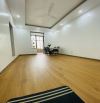 2.9 tỷ bán căn hộ tập thể tầng 3 Thọ Lão, ngay phố Lò Đúc, diện tích 70m2 sử dụng, căn hộ