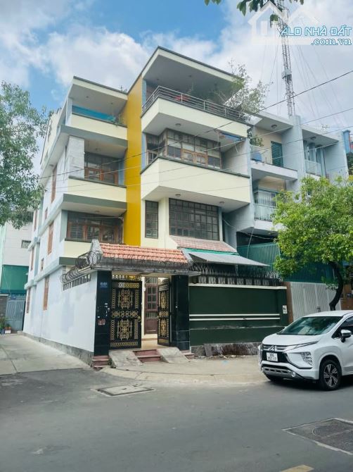 Bán nhà căn góc MT Trần Quang Cơ Tân Phú 8x20m đúc 3 lầu (cách Thạch Lam 300m)