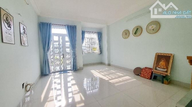 BÁN NHÀ PHÙNG TÁ CHU 72M2 4 TẦNG 5PN CHỈ 6.5 TỶ NỞ HẬU GẦN TÊN LỬA AN LẠC A