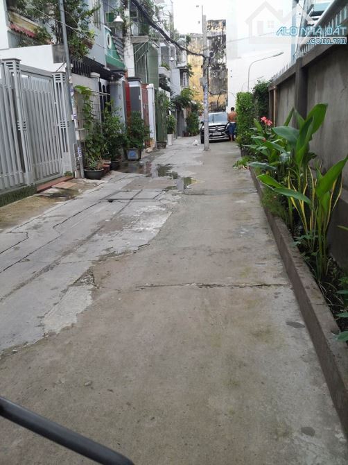 Bán nền đất (8.4m x 15.5m) Phường 2 Quận 8. Thửa đất vuông vức, gần THCS Khánh Bình