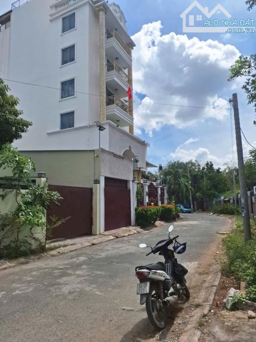 BÁN GẤP NHÀ CẤP 4 NGAY KHU A LÀNG ĐẠI HỌC - LÊ THỊ KỈNH - PHƯỚC KIỂN NHÀ BÈ - 95M2
