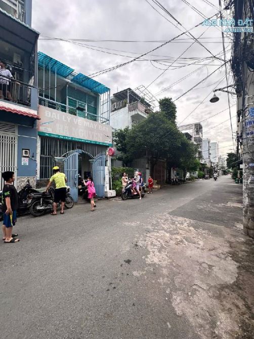 Bán nhà 2 tầng – hẻm 12m Lâm Thị Hố, Q12 – có sẵn thu nhập 6 triệu/tháng