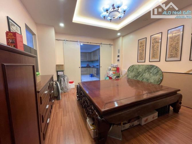 Bán chung cư Chùa Láng 95m2 - 6.95 Tỷ