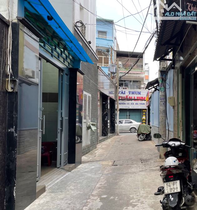 Hẻm Thông Thoáng - Khu Cao Tầng - Gần Chợ Phạm Văn Hai