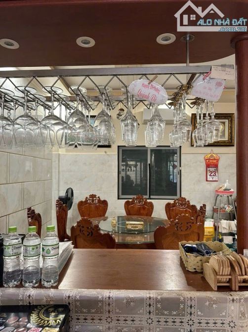 biệt thự cực đẹp hẻm HXH 12/55 đào duy anh DT 7,3x15 4 tầng giá 18,5 tỷ TL, vị trí rất đẹp