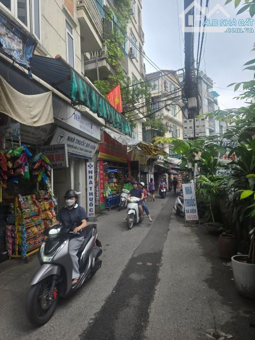 Quá Ngon! Bán Nhà Xuân Thuỷ- Cầu Giấy -ÔTô Tránh-KD-2Thoáng-50M2-4 Tầng -Mt 4.4m - 17.8 Tỷ