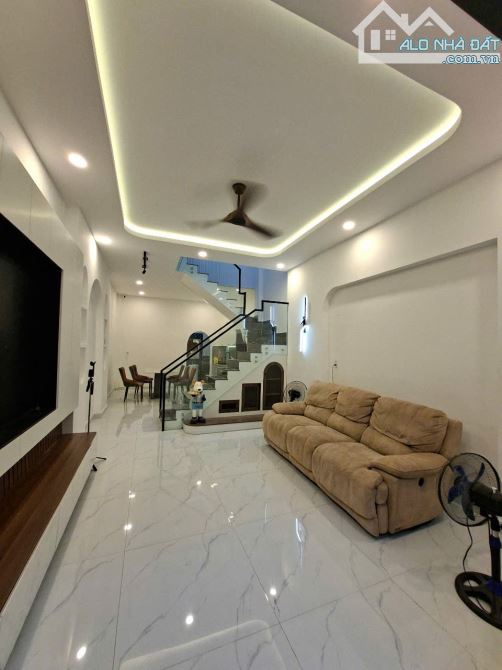 Gần ĐL Võ Văn Kiệt. 2 tầng (4x12m 48m²) hẻm ô tô 7m - chỉ 5 tỷ - giáp Q5, Q6, Quận 8, Tên