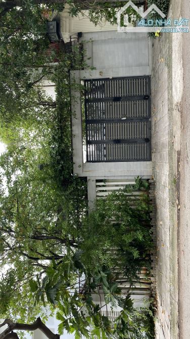 Bán đất dự án Đông Thủ Thiêm đường Nguyễn Duy Trinh Quận 2 cũ nền F8 (281 m²) 117.5 tr/m²
