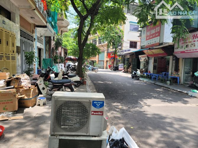 Bán Nhà Phố Minh Khai 45m2, Mặt Tiền 6m. Oto Tránh, Vỉa Hè 10.2 Tỷ
