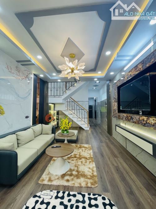CĂN GÓC 2 MT HẺM XE TẢI QUANG TRUNG - 3 PN 49m2 - 5.28 TỶ - 10
