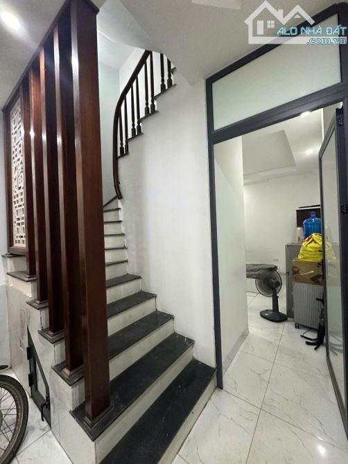 Hot! Bán CHDT Nhân Mỹ, Nam Từ Liêm-2Thoáng -Gần Phố-50M2 -7Tầng Thang Máy- Mt5.3m- 13.8 Tỷ - 10