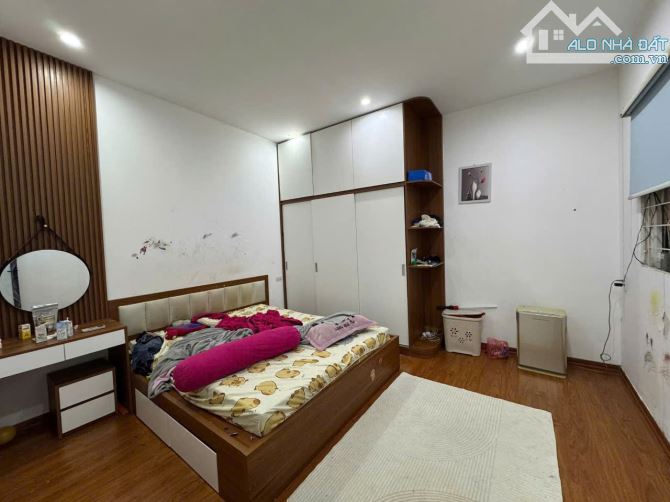Bán LIỀN KỀ 83m giá 18 tỷ Ngô Thì Nhâm Hà Đông  Ô TÔ TRÁNH KINH DOANH - 1