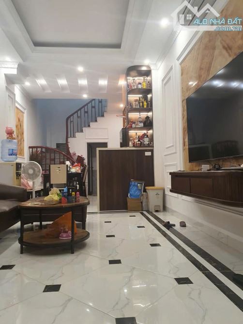 Bán nhà mặt ngõ Bùi Quốc Khái, Linh Đàm, 7.6 tỷ, ô tô đỗ cửa - 1