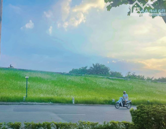 BÁN ĐẤT ĐỨC GIANG GIÁ 5.X TỶ, 52M2, MT3.8M, Ô TÔ CÁCH 10M, GIÁ ĐẦU TƯ - 1
