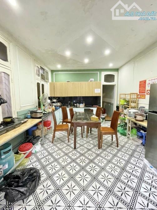 Gara ô tô – 10m ra phố Nguyễn Trãi – căn góc 68m² – 4 tầng – sổ đẹp – chỉ 14.7 tỷ - 1