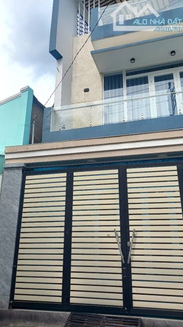🚘 CĂN GÓC 2 Măt Đường, Nguyễn Duy Trinh - 122m2, 2TẦNG -ViB  Q2- RẺ 9 tỷ - 1