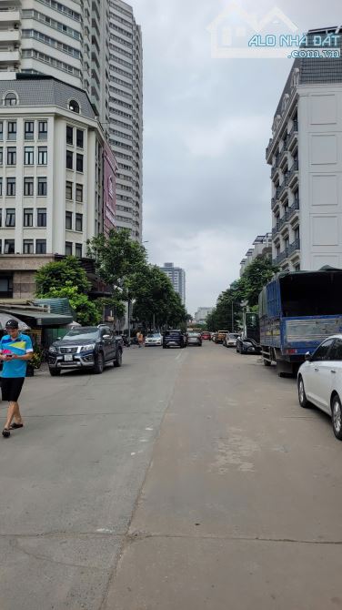 ECOLIFE TÂY HỒ — KINH ĐÔ ÁNH SÁNG, SỐNG SANG GIỮA NGÀN TIỆN ÍCH - NHỈNH 8 TỶ - 90M - 1