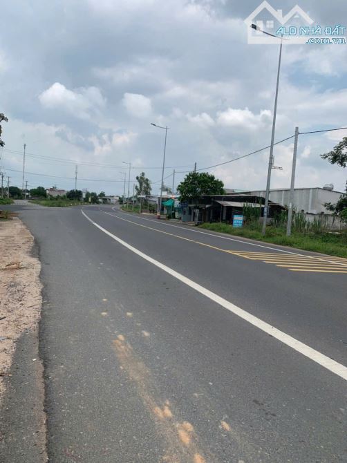 LÔ ĐẤT VƯỜN RẺ ĐẸP GẦN TỈNH LỘ, UỶ BAN, CÁCH CÔNG VIÊN HOÀ HỘI 200M, CÁCH CAO TỐC 2KM - 1