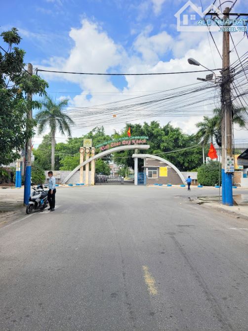 13Tỷ TL🔥Bán dãy trọ 300m2 KDC Việt sing (2Kiot +10Phòng trọ), p.An Phú, Tp.Thuận An - 1