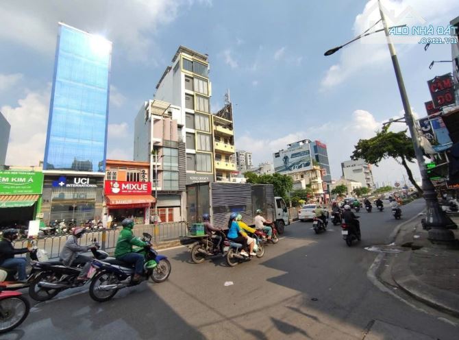 Bán nhà mặt tiền Nguyễn Văn Cừ, Phường 1, Quận 5 DT 4.5x44m CN 185m2 3 tầng giá 45 tỷ - 1