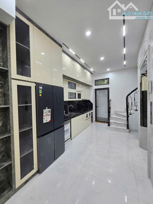 VIP-NHÀ DÂN XÂY PHỐ THẠCH CẦU–35M2 x 3 TẦNG–ÔTÔ TRÁNH–NGÕ THÔNG–CHỈ HƠN  5 TỶ - 1