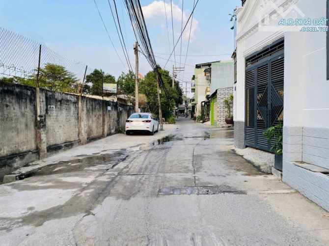 CHỦ GỬI BÁN ĐẤT PHƯỜNG BỬU HOÀ TP BIÊN HOÀ. DT: 5x18=86M2. GIÁ: 2TỶ2 - 1