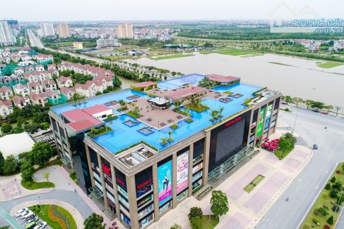 BÁN ĐẤT GIANG BIÊN 4.X TỶ, 30M2, MT4.5M, Ô TÔ CÁCH 10M, GIÁ NÀO CŨNG BÁN - 1