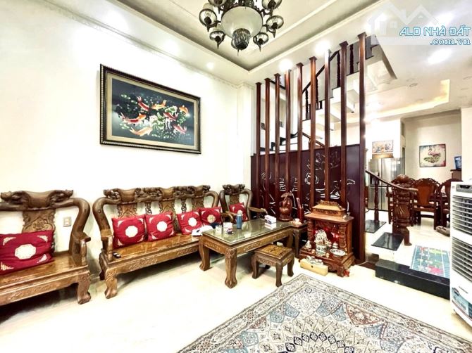 Bán nhà 4 tầng FULL NỘI THẤT đường AN PHÚ ĐÔNG 09,phường AN PHÚ ĐÔNG, Q12, dt 60m².Hẻm oto - 1