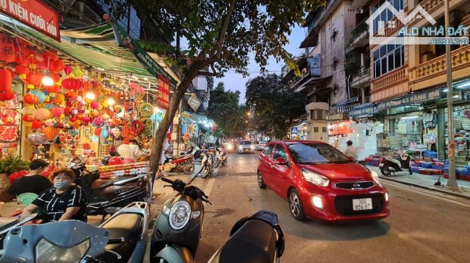 Bán Nhà Mặt Phố Quận Hoàn Kiếm 89m2-2T MT5,5m Vỉa Hè 1 SỔ 1 CHỦ 79 Tỷ Hàng Mã. - 1