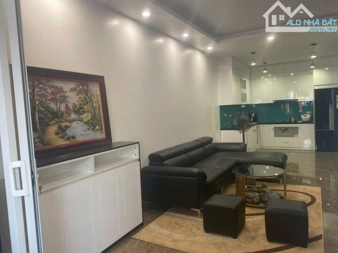 4.7 Tỷ Tập Thể Ba Đình💥2 Ngủ+WC Khép Kín💥Nhà Đẹp💥70m2💥Sổ riêng💥Có THƯƠNG LƯỢNG - 1