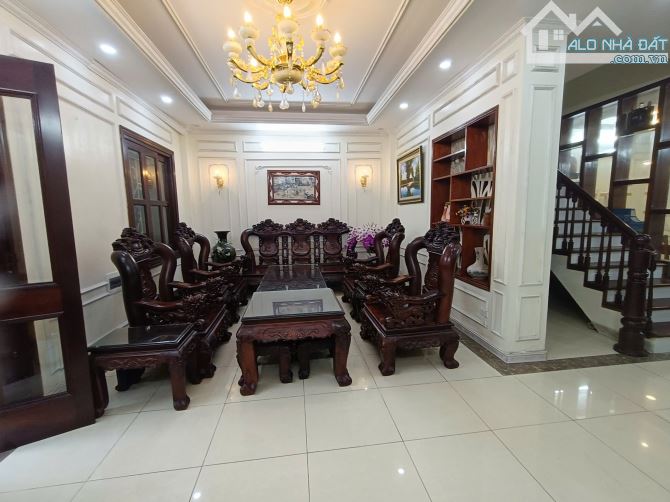 Cho thuê biệt thự Lê Văn Lương kéo dài, Thanh Xuân Bắc. DT 160m2, 3 tầng, MT 8m. - 11