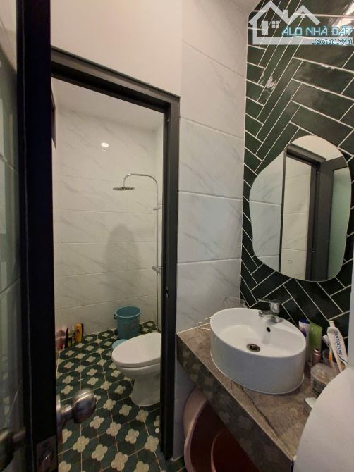 Gần ĐL Võ Văn Kiệt. 2 tầng (4x12m 48m²) hẻm ô tô 7m - chỉ 5 tỷ - giáp Q5, Q6, Quận 8, Tên - 12