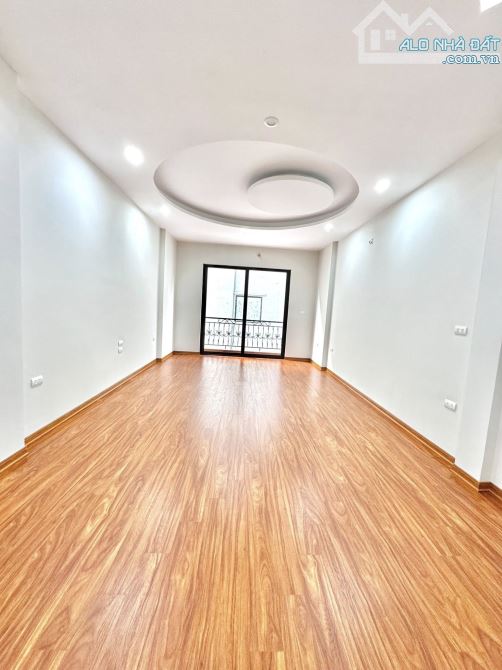 BÁN NHÀ ĐƯỜNG ĐỊNH CÔNG THƯỢNG. GARA Ô TÔ. NHÀ MỚI. THANG MÁY. 60M2 - 7 TẦNG. - 14