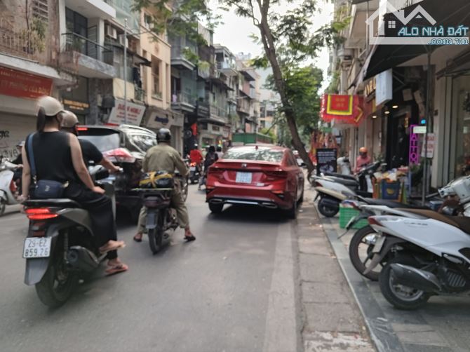 Bán nhà Mặt phố Hàng Điếu 360m2, mặt tiền 14.5m, giá 218 tỷ