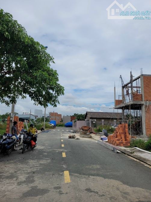 Bán đất nhà phố view sông lớn DT:80,6m2 (5,75x 14 )  hạ tầng đẹp - 2