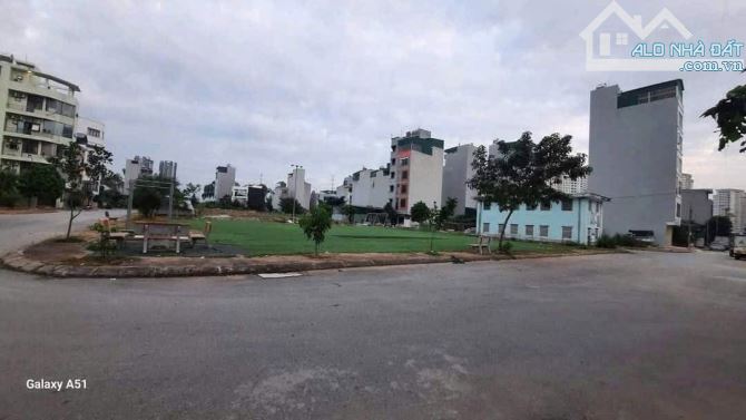 BÁN ĐẤT BÁT KHỐI DIỆN TÍCH 70M2, MT4.5M, Ô TÔ, GIÁ 7.X TỶ, CHỦ VỠ BANK - 2